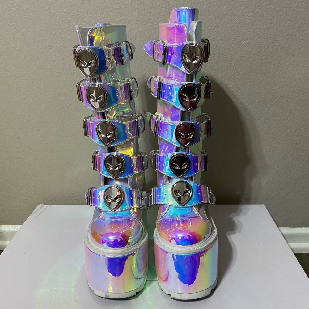 SOLD YRU Dune Alien Platform Boots in Atlantis